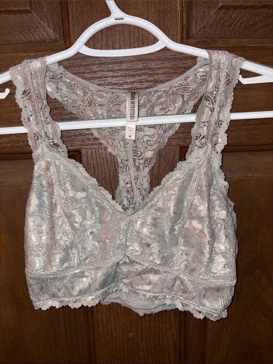Zenana Outfitters Other - Zenana Outfitters Lace Bralette in Light Gray Taupe